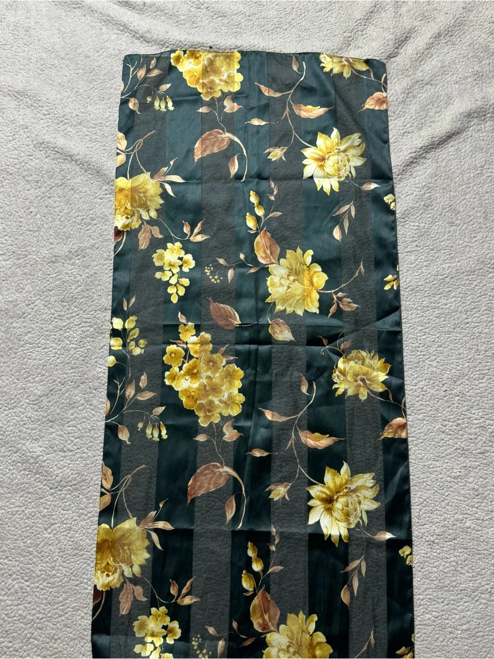 Unbranded Scarf Womens OS Green Yellow Floral Rectangle Lightweight Sheer Pretty